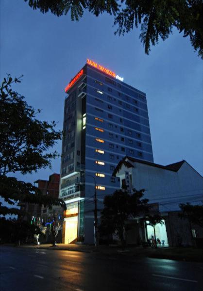 Luna Diamond Hotel Da Nang Exterior photo
